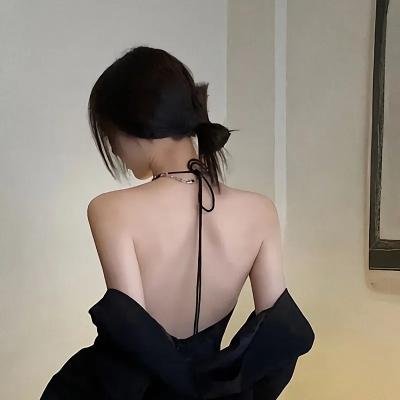 女孩，四绎